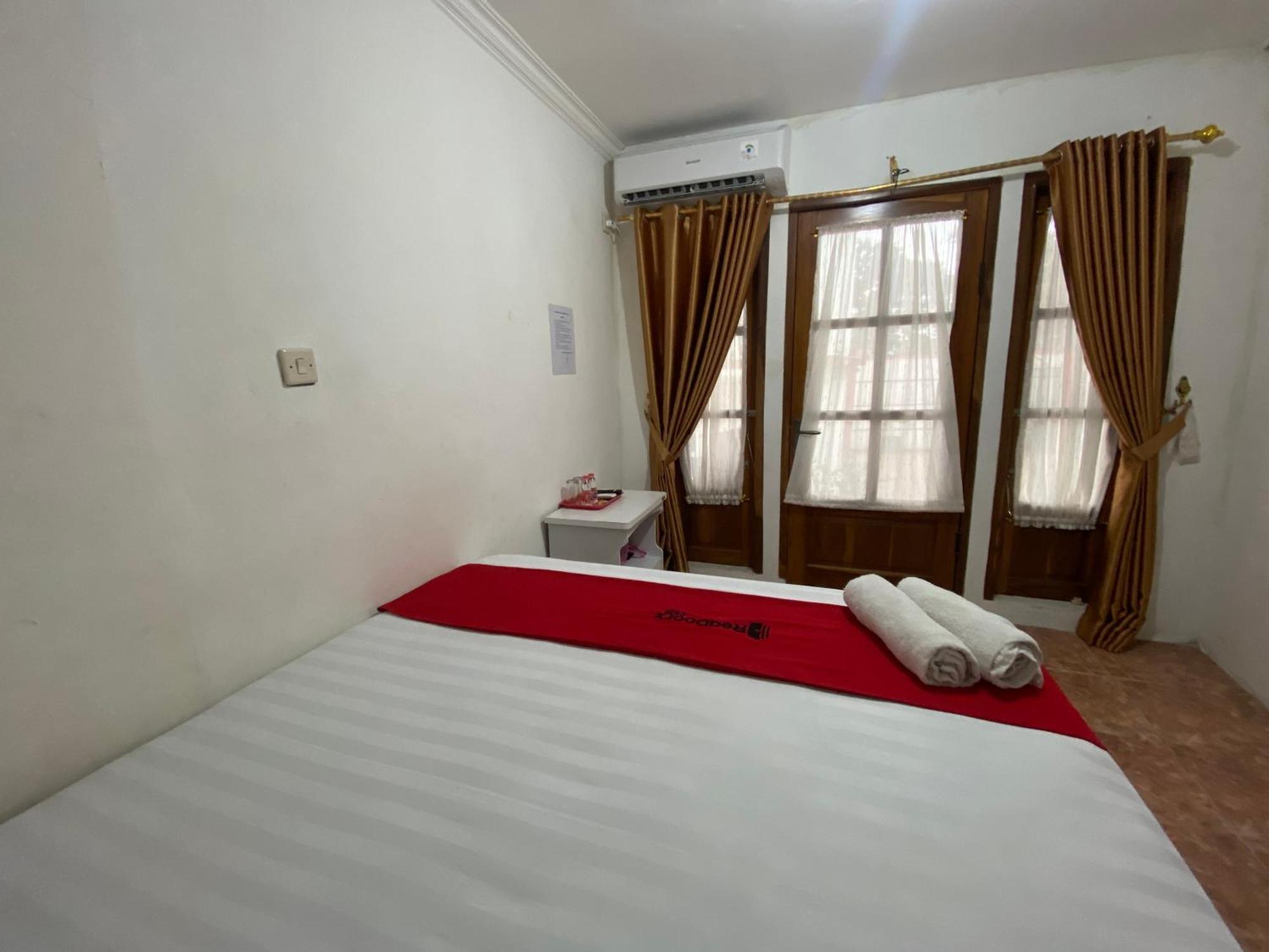 Reddoorz Syariah At Sudirman Street Garut Hotel Exterior foto